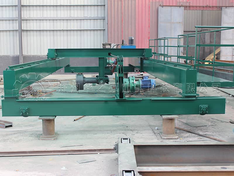 生產(chǎn)有機(jī)肥時(shí)選擇什么翻拋機(jī)合適